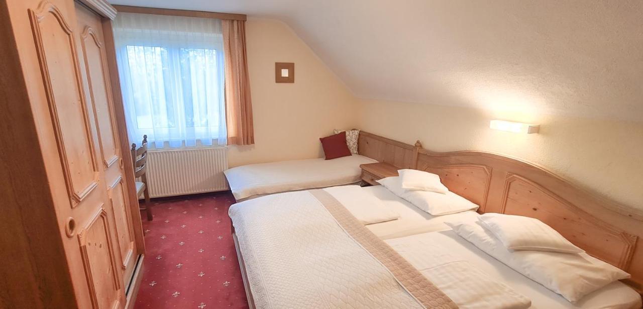 Pension Seeblick Horbranz Exterior photo